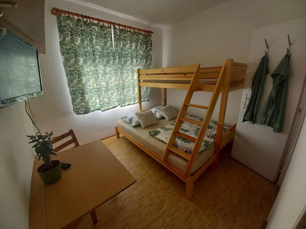 Afrodita Hotel Štúrovo Екстериор снимка