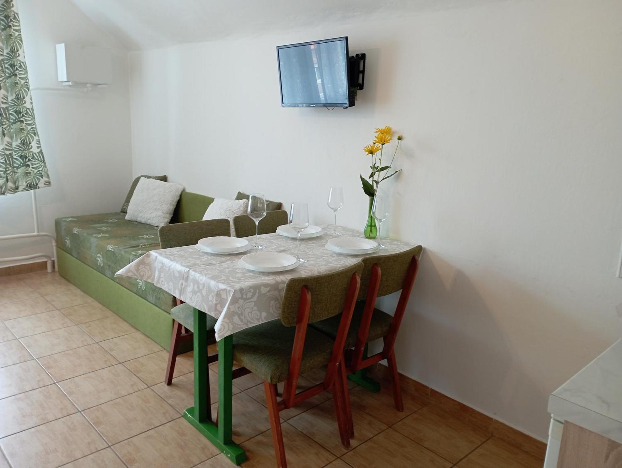 Afrodita Hotel Štúrovo Екстериор снимка