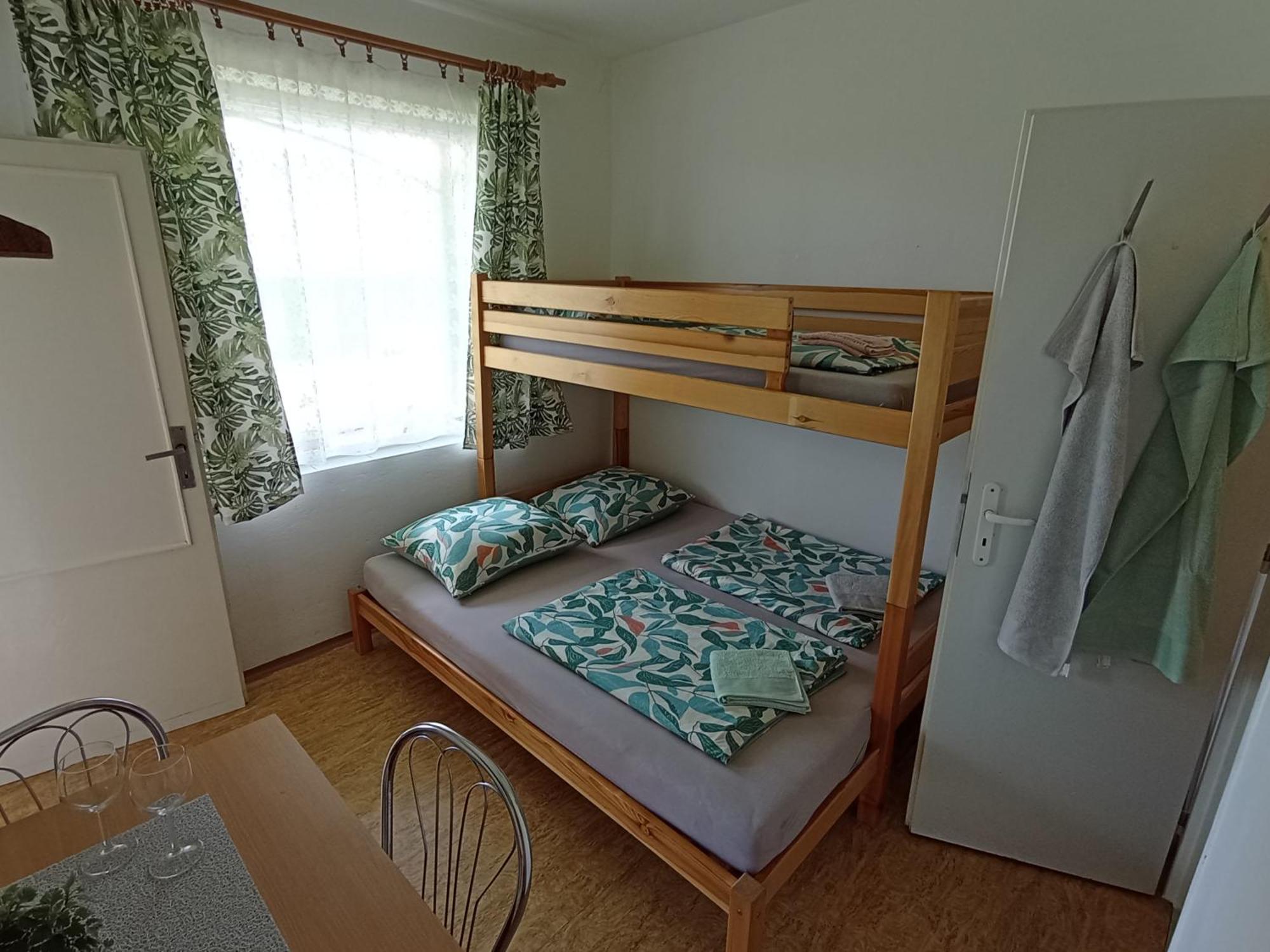Afrodita Hotel Štúrovo Екстериор снимка